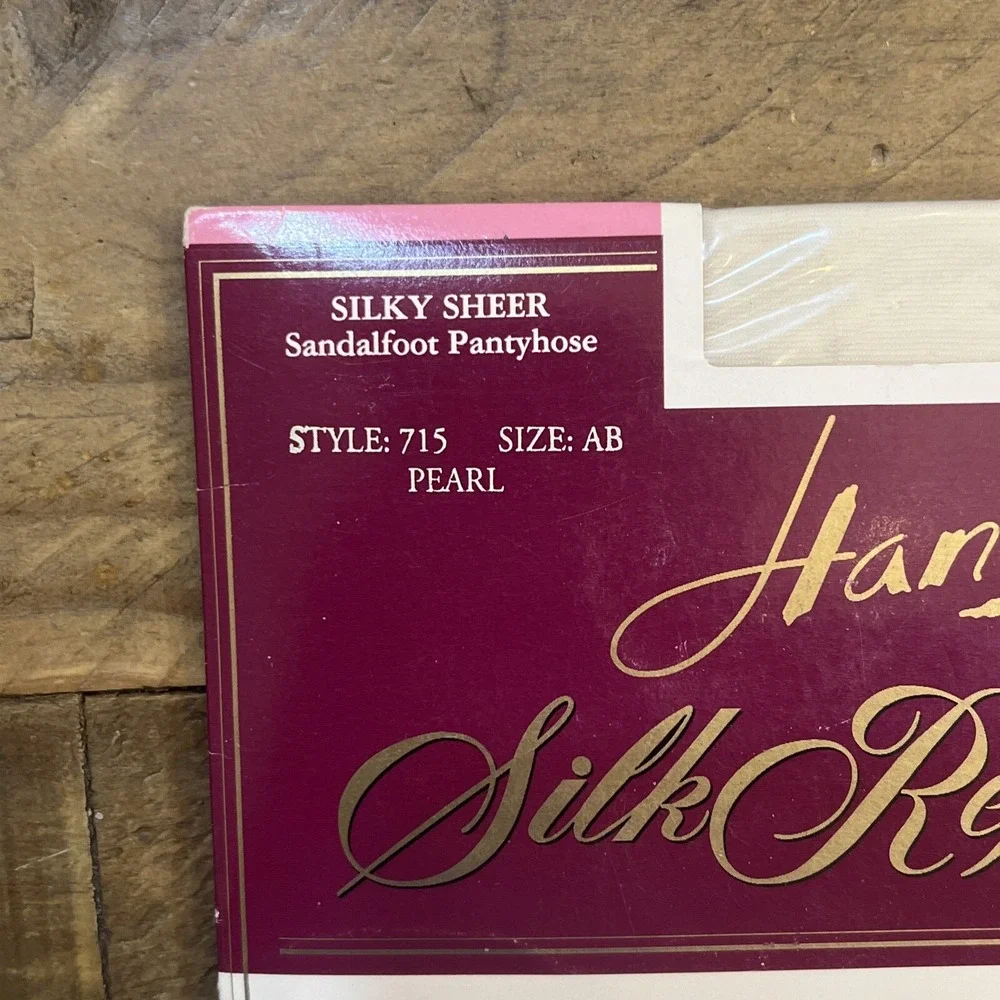 HANES Silk Reflections Pack Of 5 Vintage NOS Size AB  Pantyhose